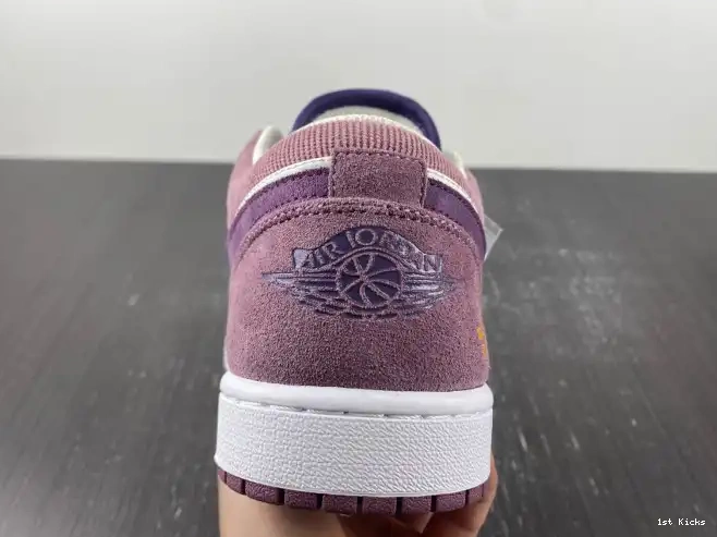 1st Kicks 1 Air Low (W) Unity DR8057-500 Jordan 0528